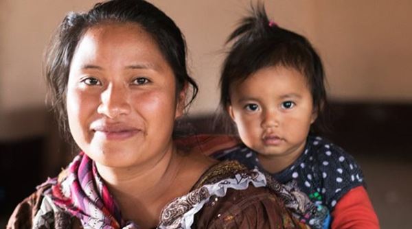 GUATEMALA: Styrker familier for sikre en god barndom