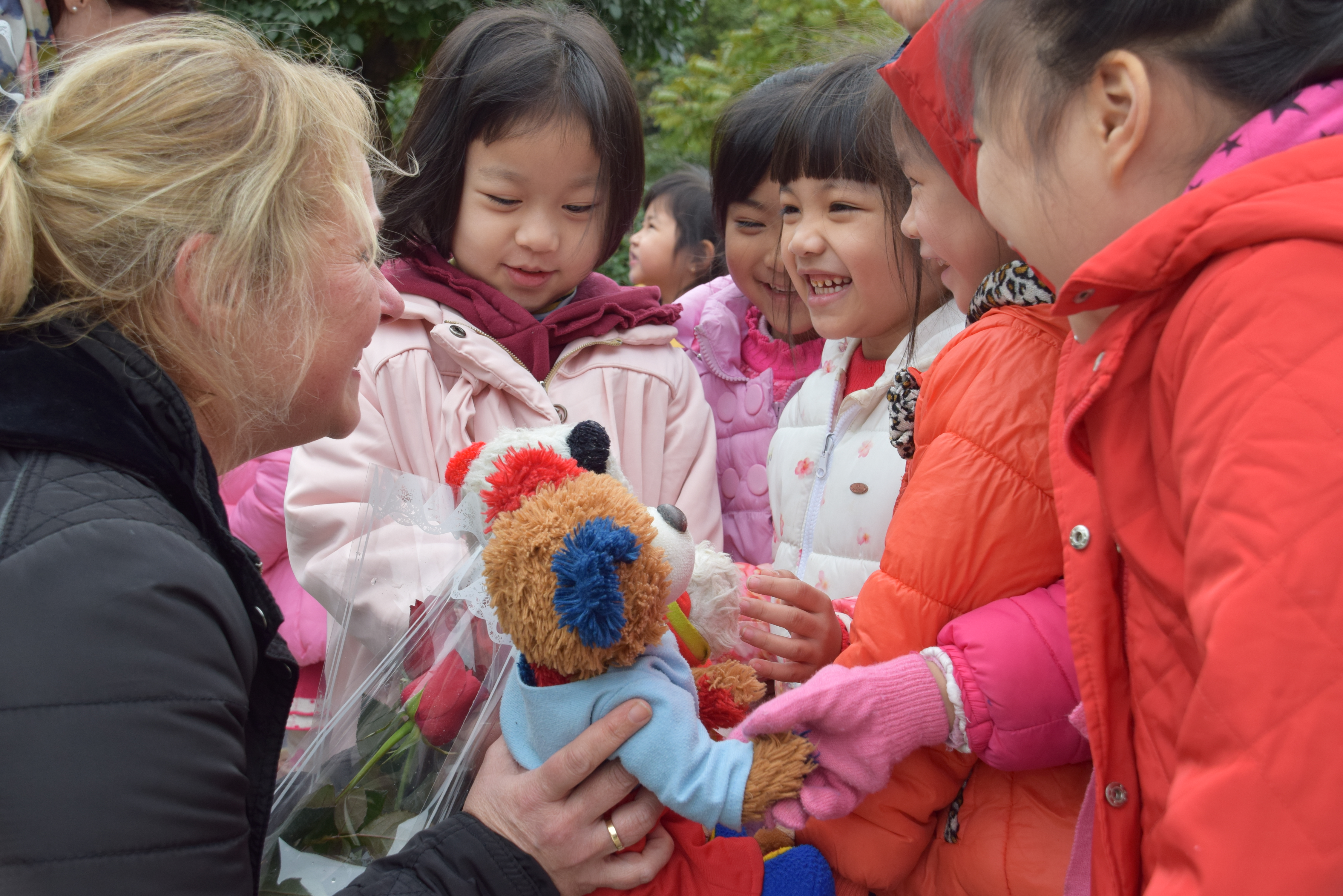Ansatte fra SKAGEN Fondene besøkte nylig SOS-barnebyer i Vietnam.