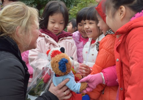 Ansatte fra SKAGEN Fondene besøkte nylig SOS-barnebyer i Vietnam.