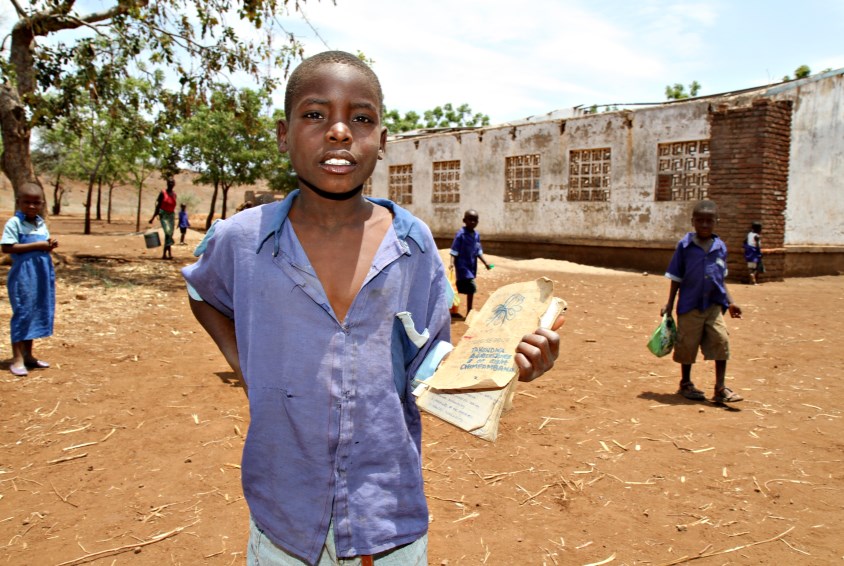 En ny SOS-skole vil være en del av barnebyen i Ngabu. I tillegg vil SOS-barnebyer sørge for opprustning av den gamle skolen. Foto: SOS-arkiv