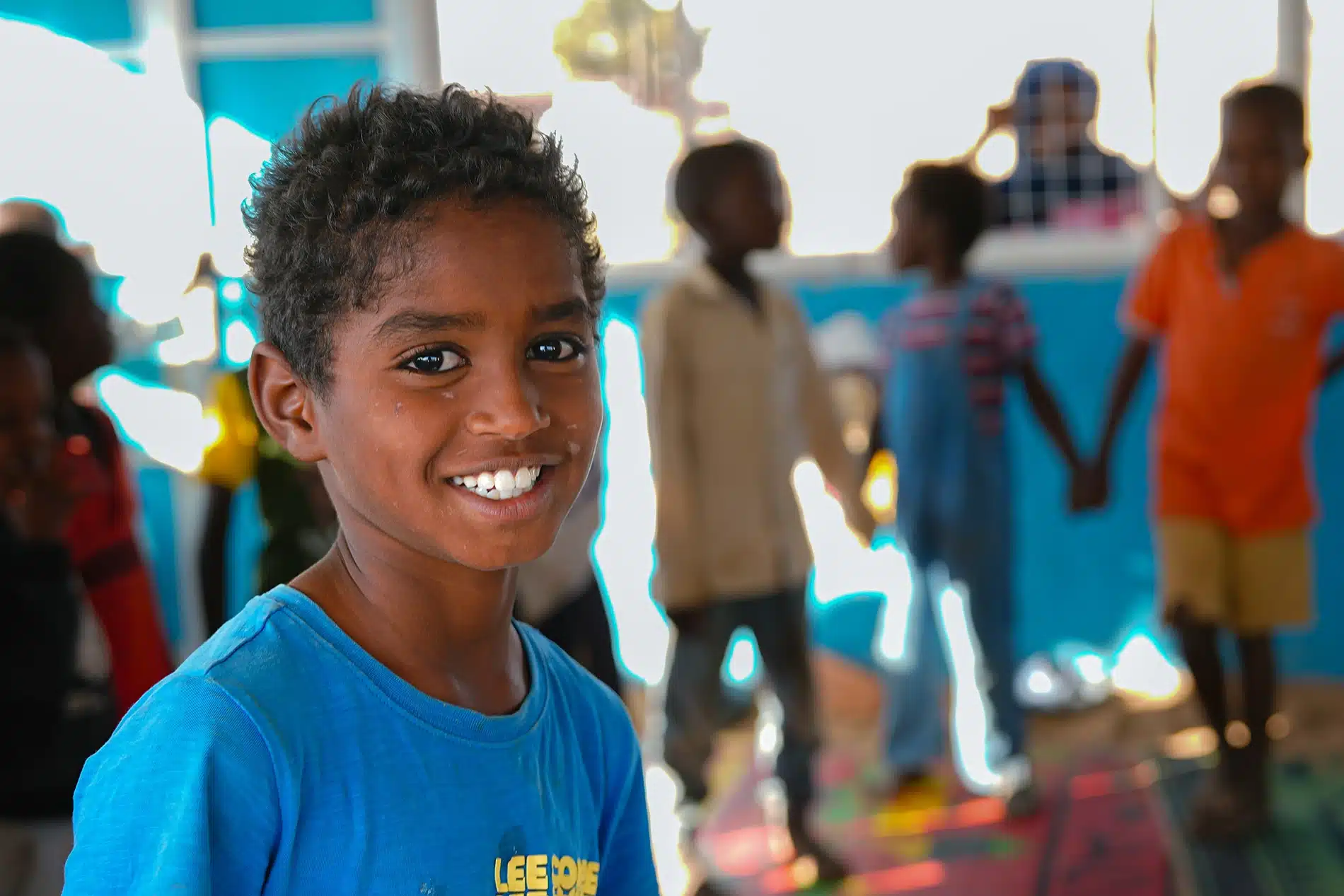 Barn deltar i aktiviteter i trygghetssone i Sudan.