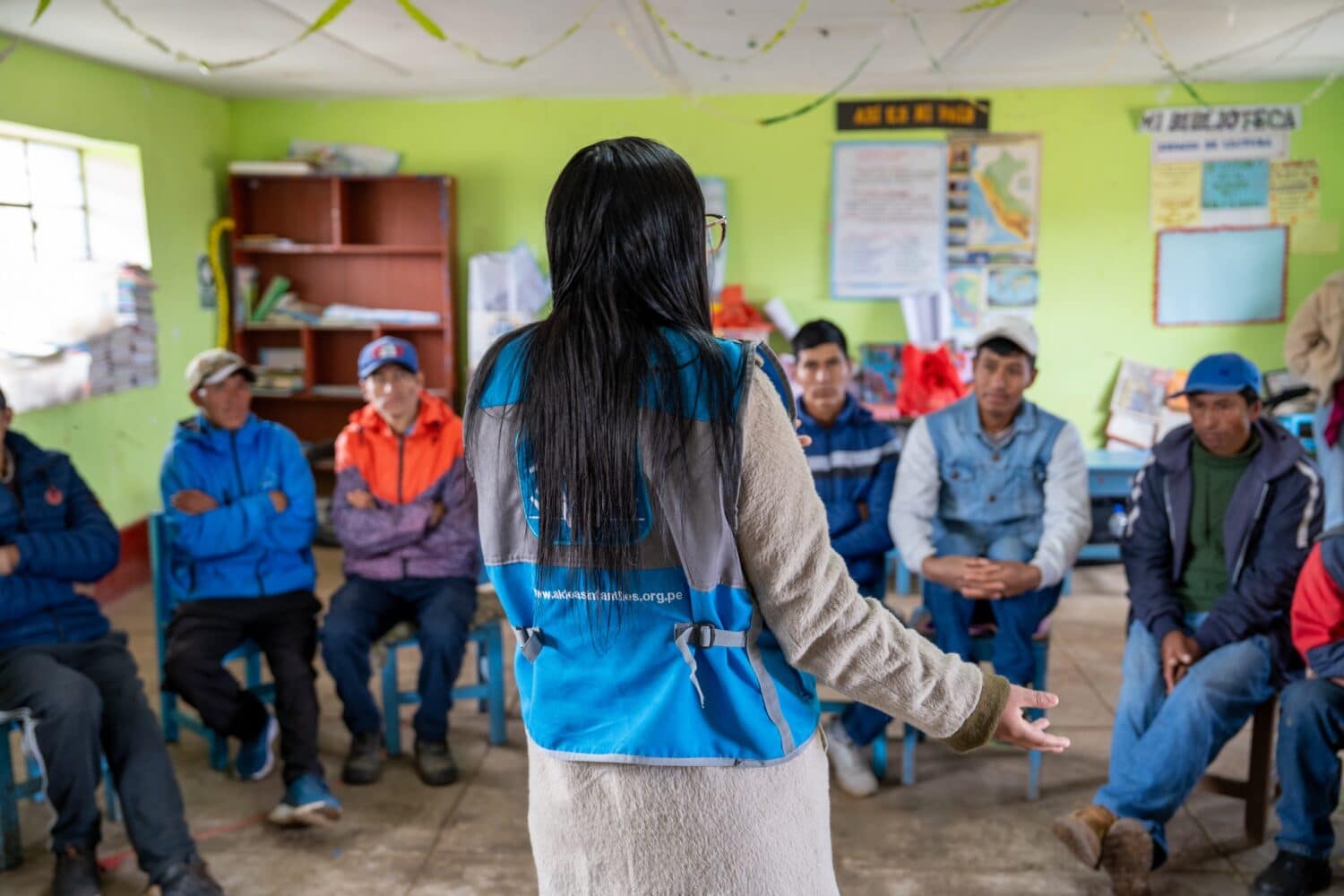 Fedre deltar i Aktivt farskap i Peru for å styrke relasjonen til barna sine.