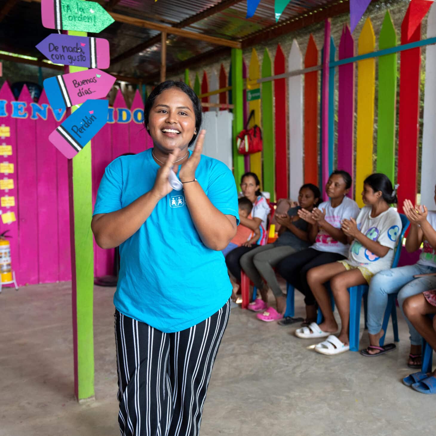 Franchelis Pana Epiayu leder gruppekurs for kvinner i Riohacha i Colombia. Gjennom SOS-barnebyer hjelper hun kvinner med å kjenne igjen og stå opp mot kjønnsbasert vold. Foto: Jakob Fuhr