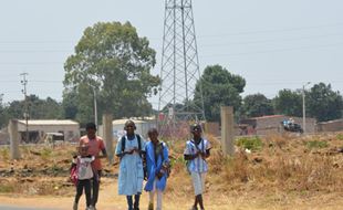 SOS-barnebyen i Huambo, Angola har fått strøm.