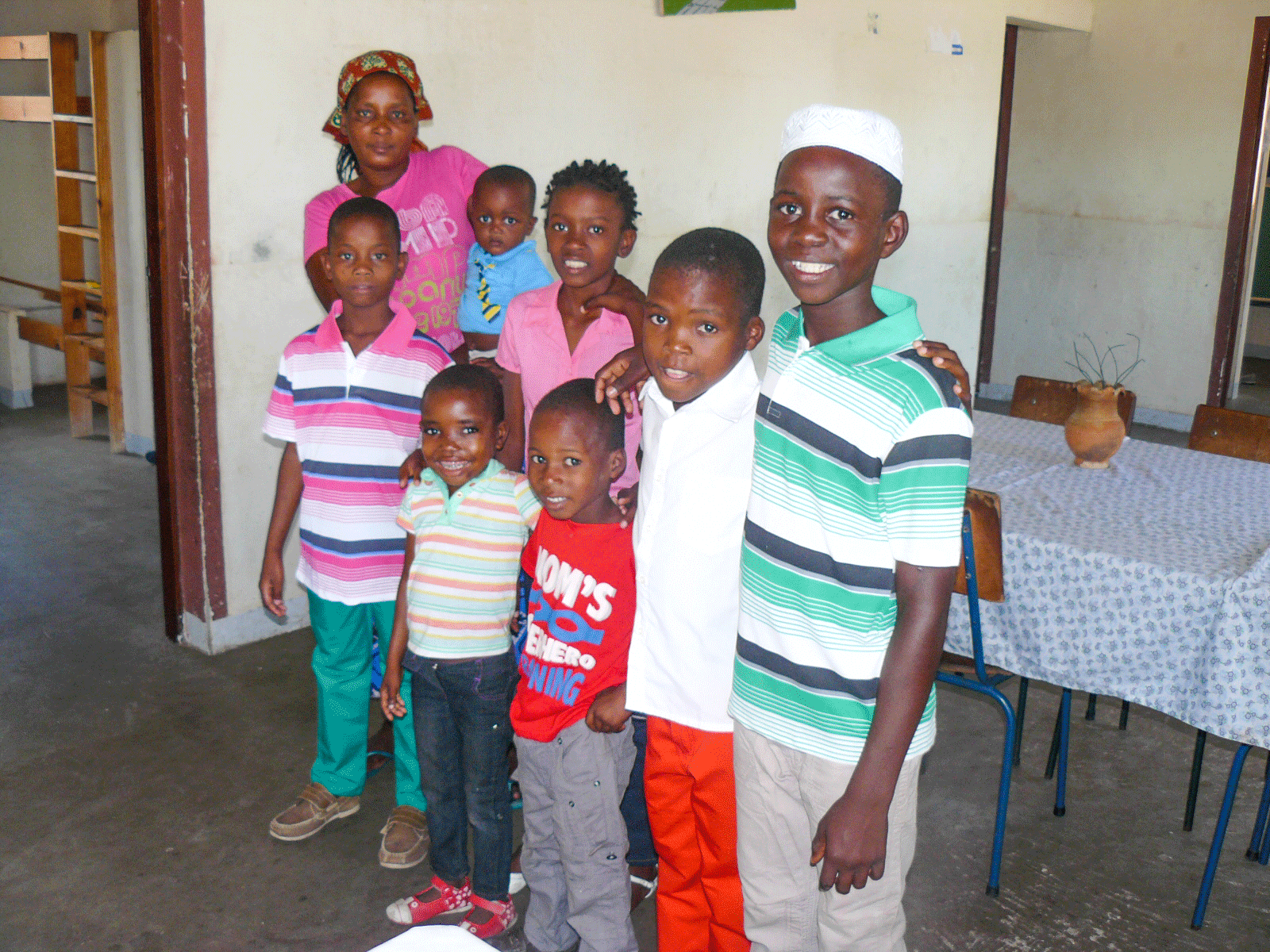 Mens Abdullah er muslim, er SOS-mor Isabell og alle hans SOS-søsken i likhet med flertallet i Mosambik kristne. Men Abdullah får full oppbakking og støtte hjemmefra. Foto: SOS-barnebyer