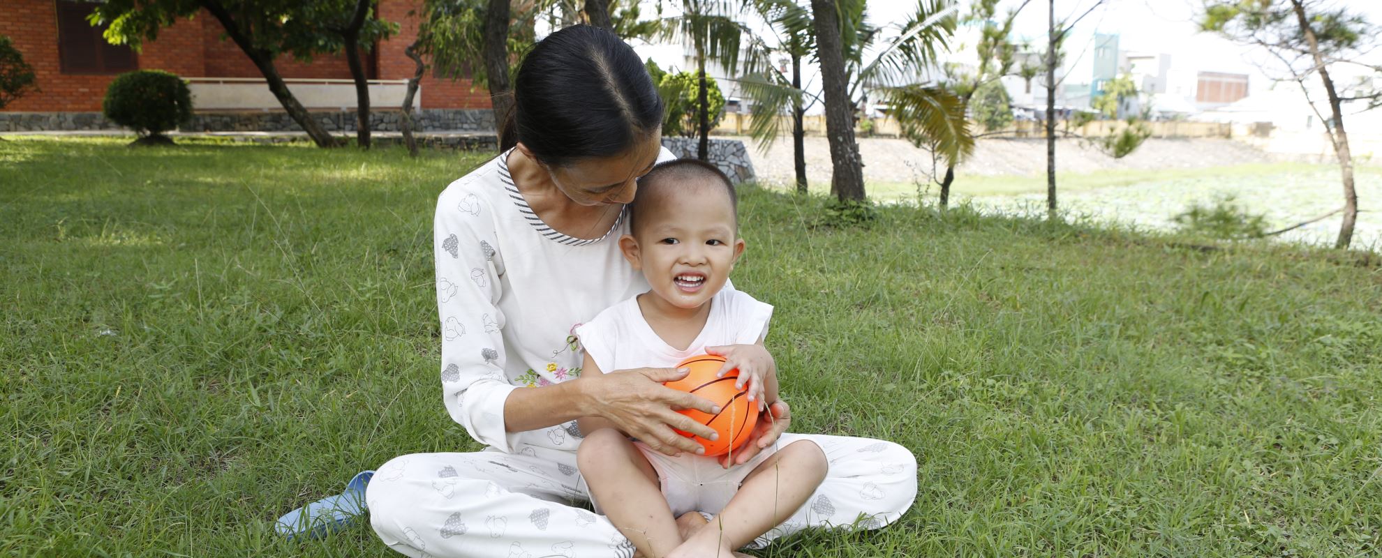 Nguyen hadde akkurat blitt SOS-mor da hun fikk seks måneder gamle Bia. Foto: Kristin Svorte