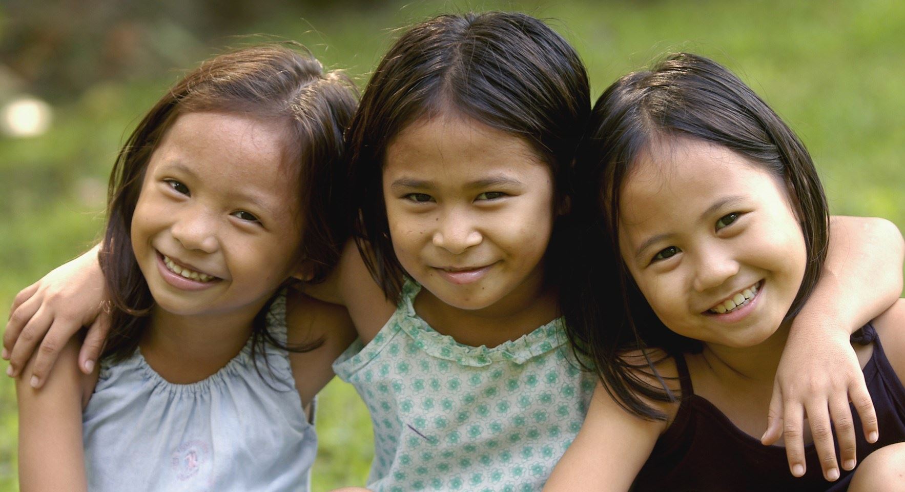 Gode venner i SOS-barnebyen i Cebu, Filippinene.      
