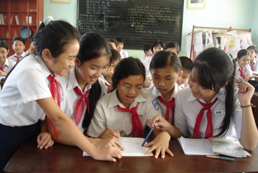 Skoleelever i et klasserom i Vietnam. Foto: SOS-arkiv