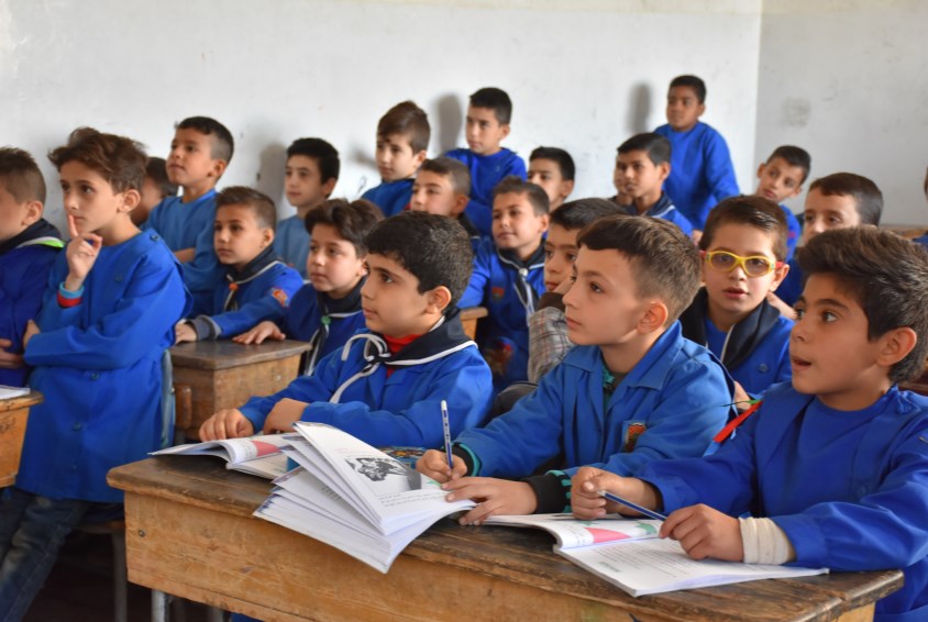 Å gi barn rammet av væpnet konflikt, er viktig. Både for å opprettholde kunnskapsnivået og å gi dem et fristed hvor krigstrette barn kan oppleve normalitet i hverdagen. Slik som her i Syria. Foto: Abeer Pamuk